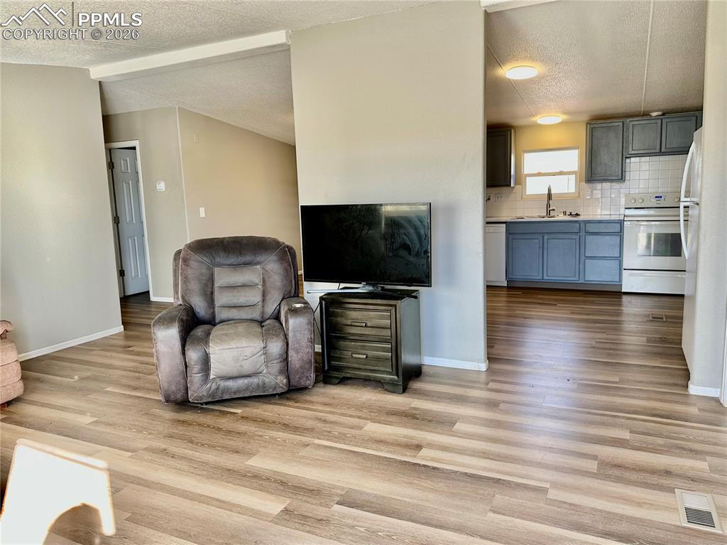 2501 9th Street photo 3