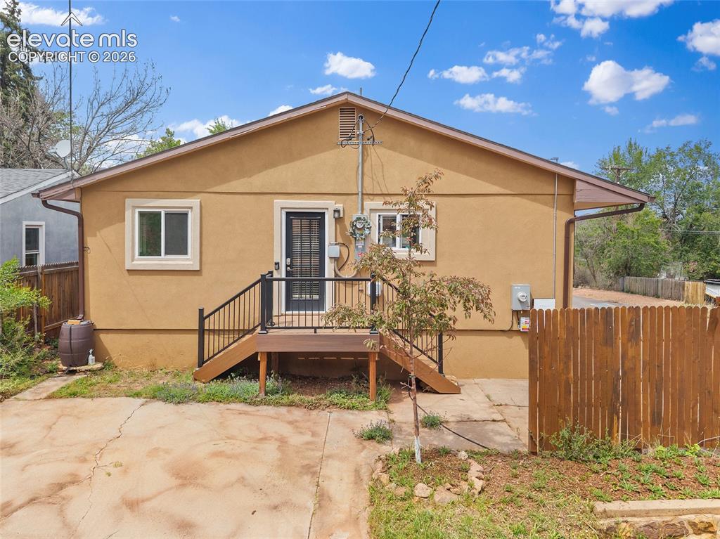208 Oak Pl, Manitou Springs, CO 80829