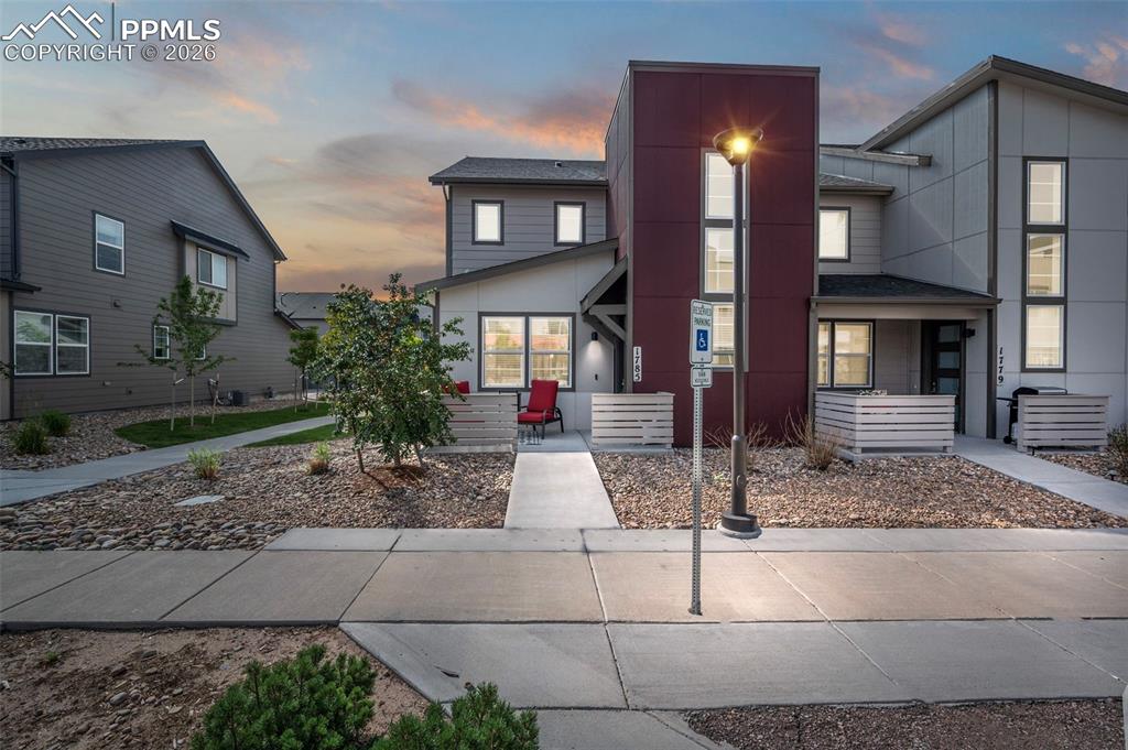 1785 Spring Water Point photo 3