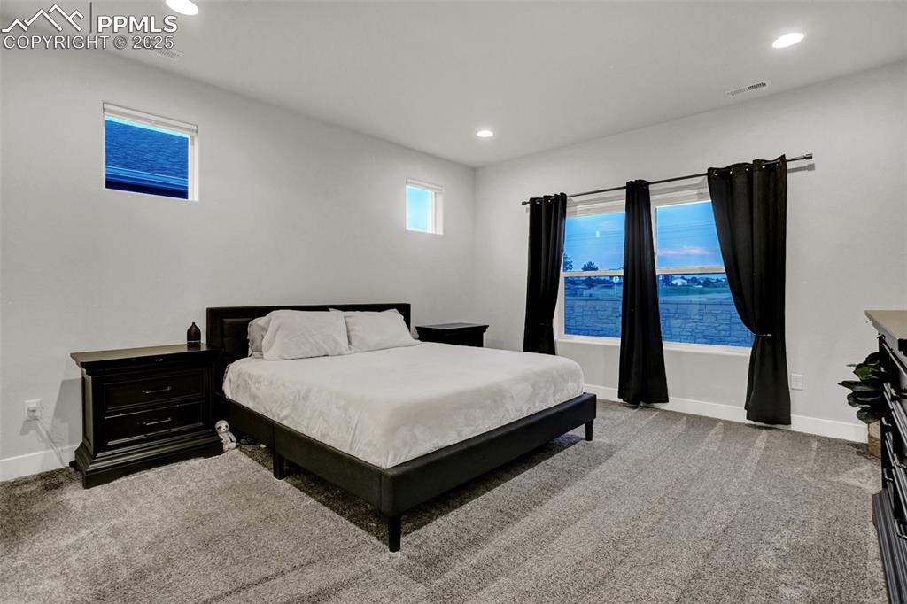 Master bedroom 