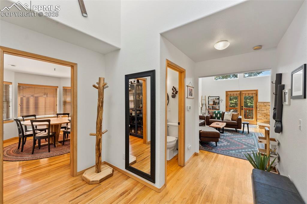 921 Cottonwood Lake Drive photo 3