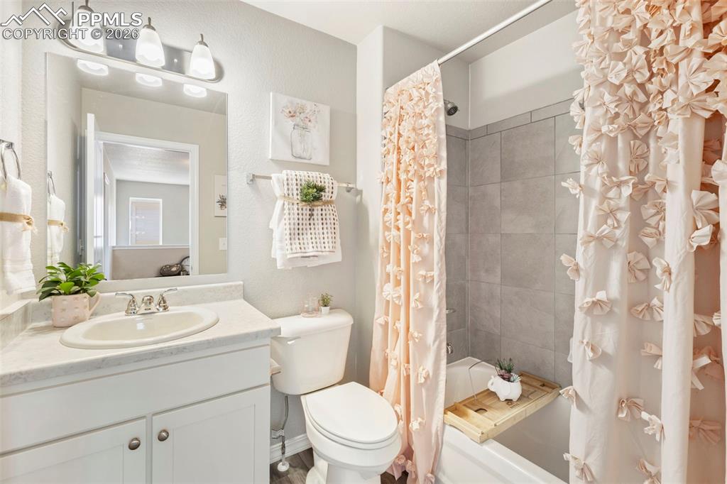 2nd full bathroom in upper floor.