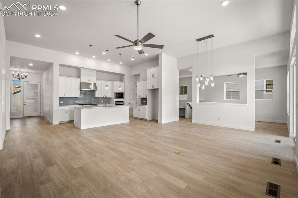 17182 Crimson Clover Drive photo 3