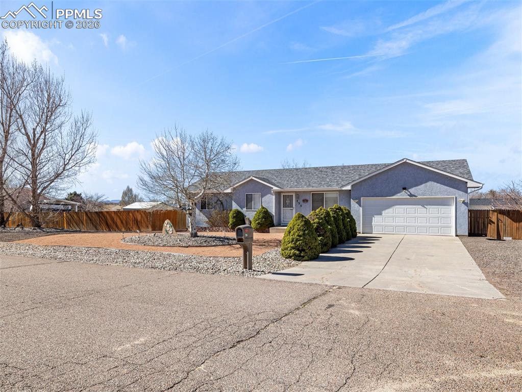 735 S Sterling Drive photo 2