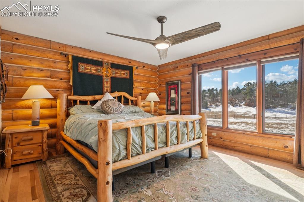 Hickory floors and views