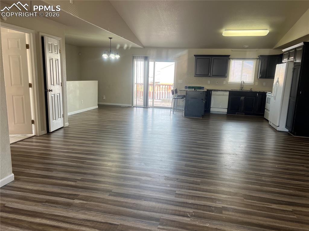 2319 Longhorn Drive photo 3