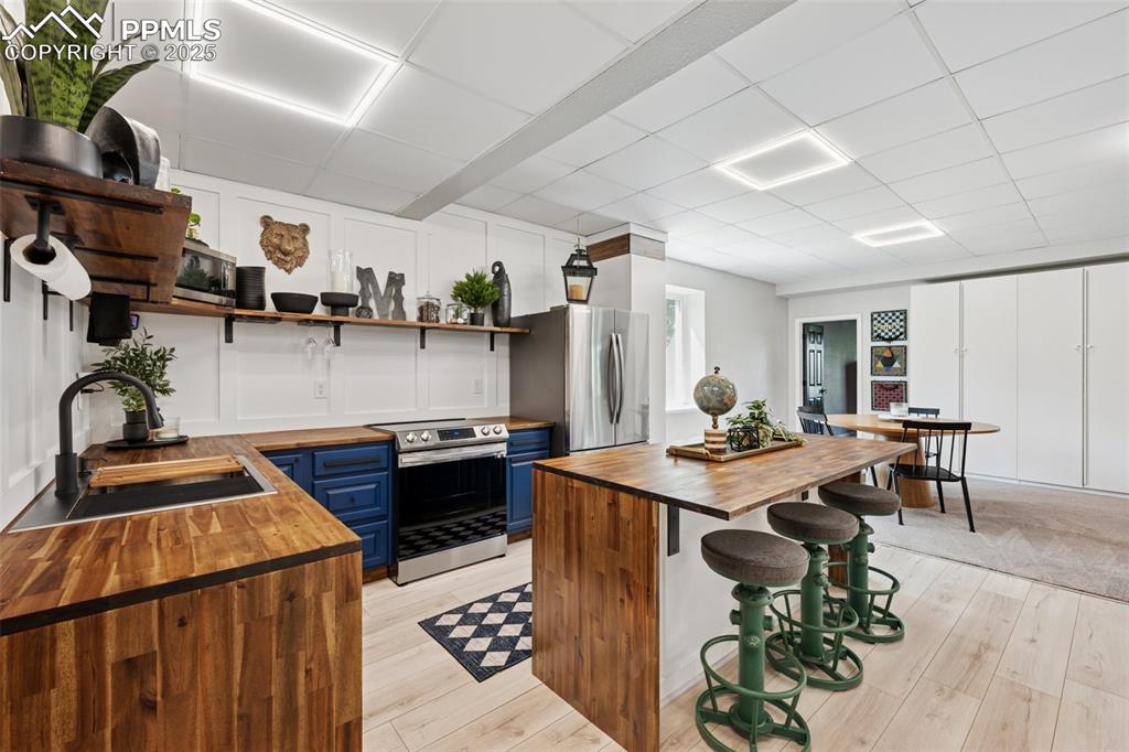 Downstairs Full Kitchen