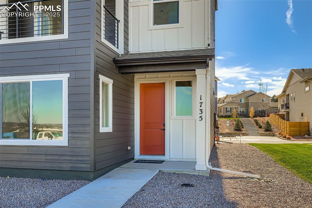 1735 Keystone Crest Lane photo 2