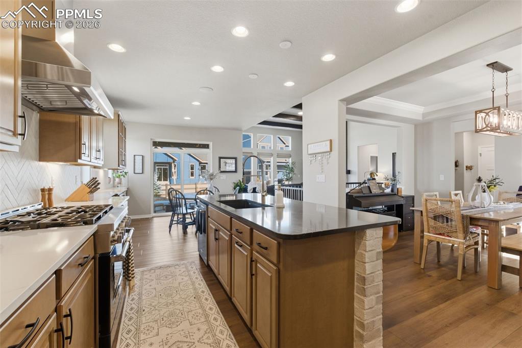 All KitchenAid Commercial Grade Appliances Are Included And Hood! 