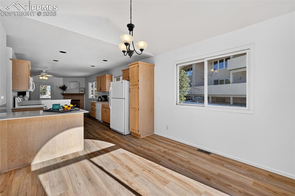 12 Luxury Lane photo 3