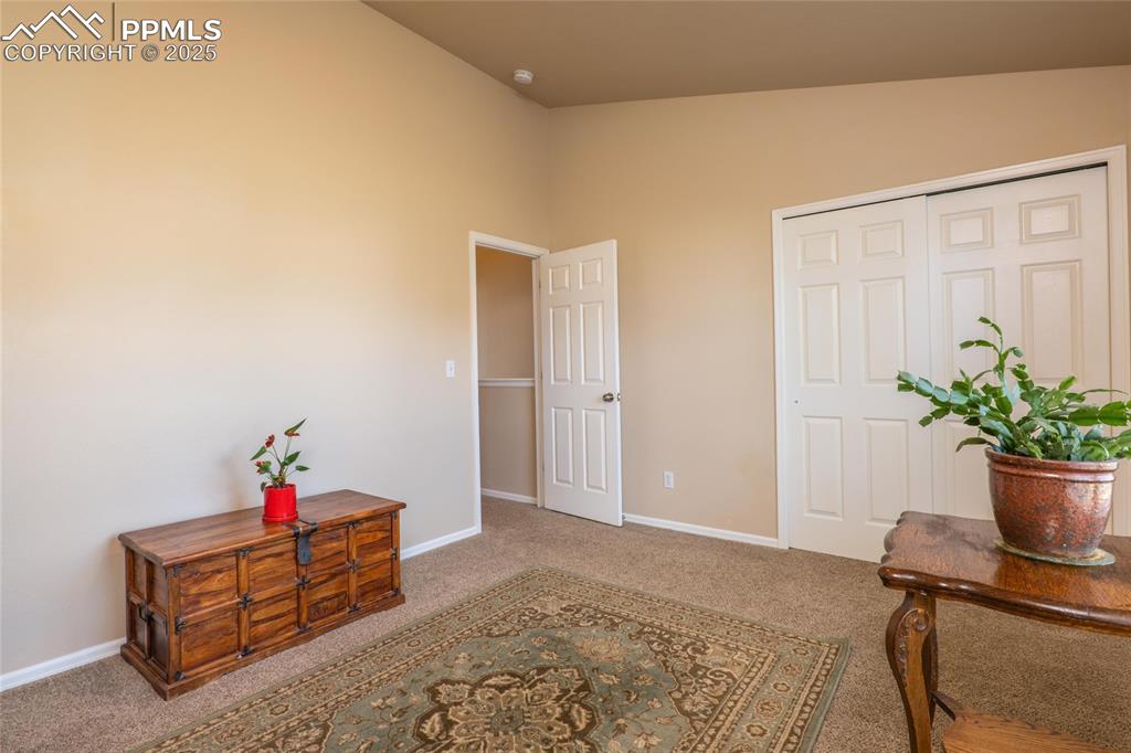 2nd upper level bedroom.
