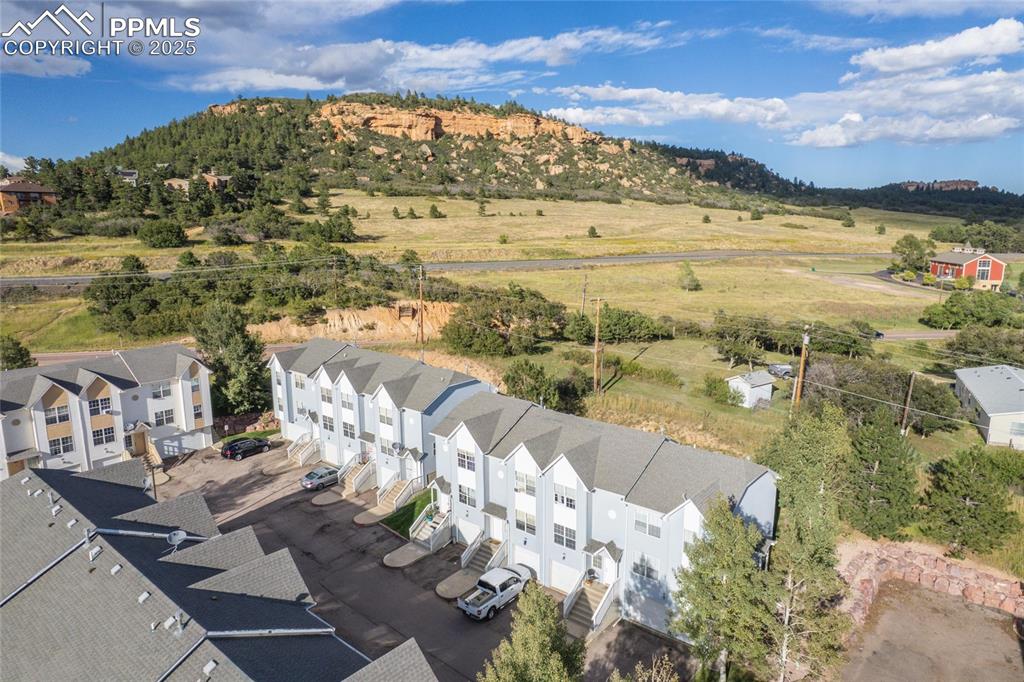 Willow Creek Townhome Community located in the heart of Palmer Lake!