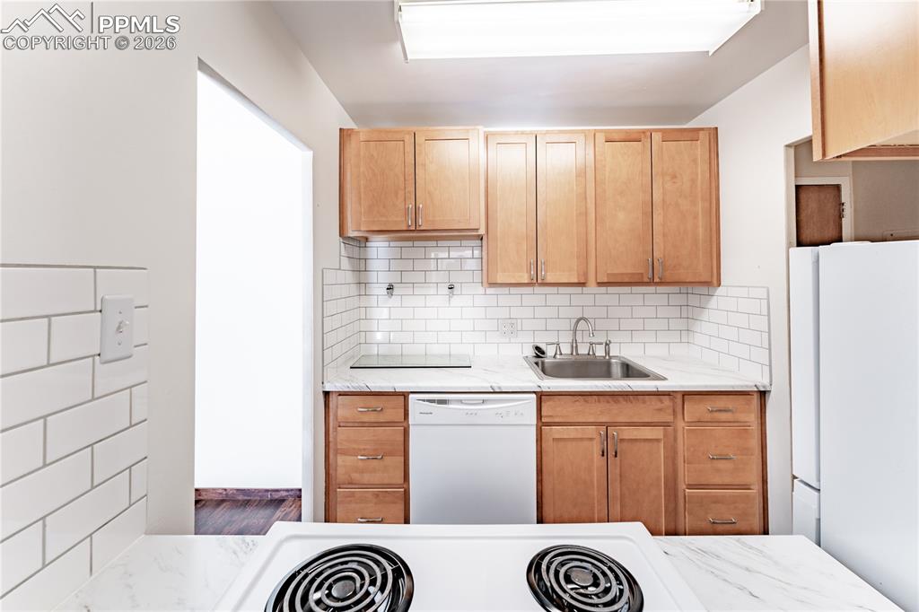 Make your culinary and baking dreams come true in this Kitchen which comes equipped with a Ranger, Dishwasher, and Refrigerator!