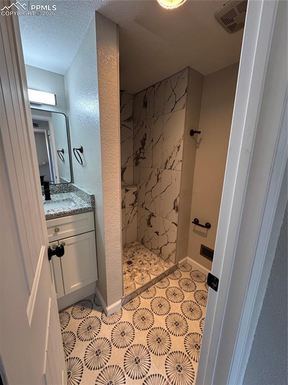 7612 Bell Drive photo 3