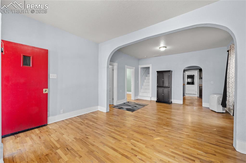 938 E Evans Avenue photo 3