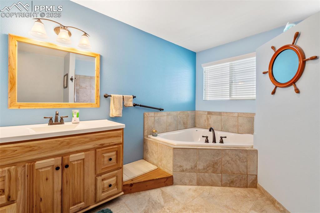 Spa-style master bath with soaking tub