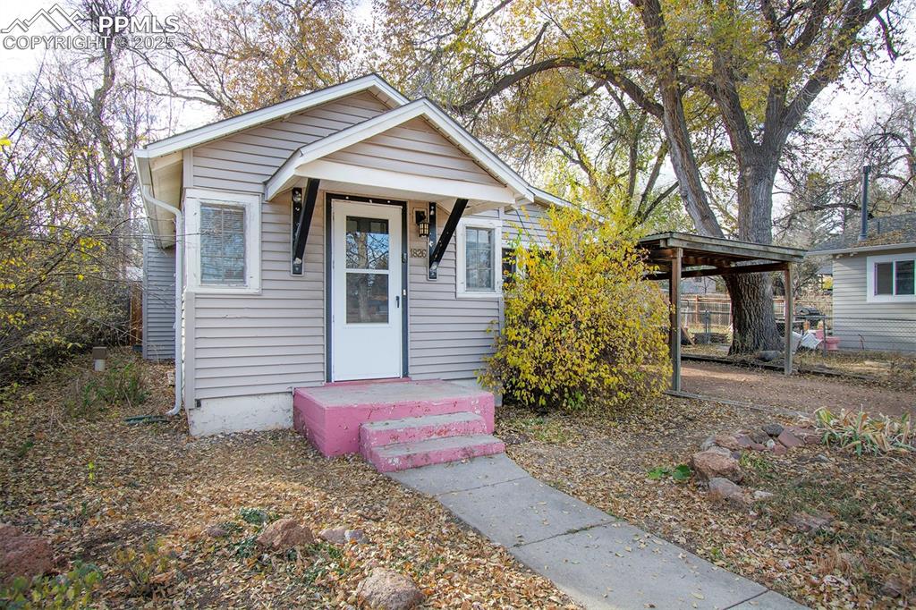 1826 Mesita Court photo 2