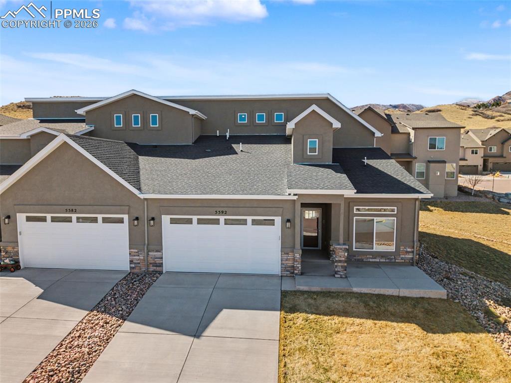 5592 Silverstone Terrace photo 2