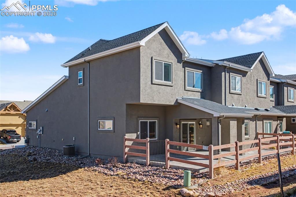 5592 Silverstone Terrace photo 3