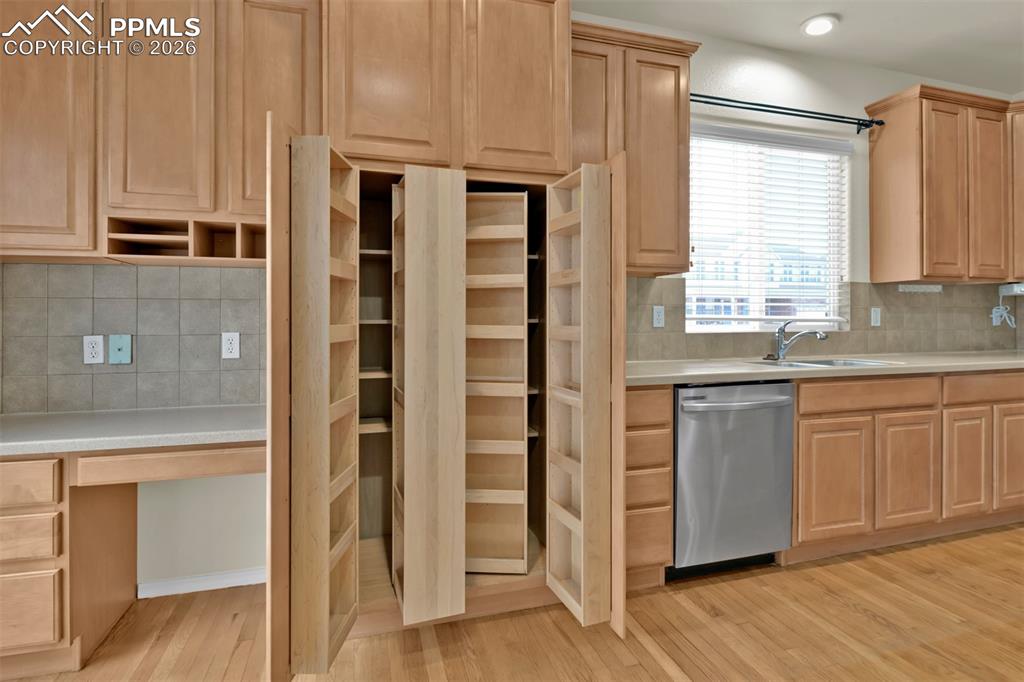 Kitchen with great pantry