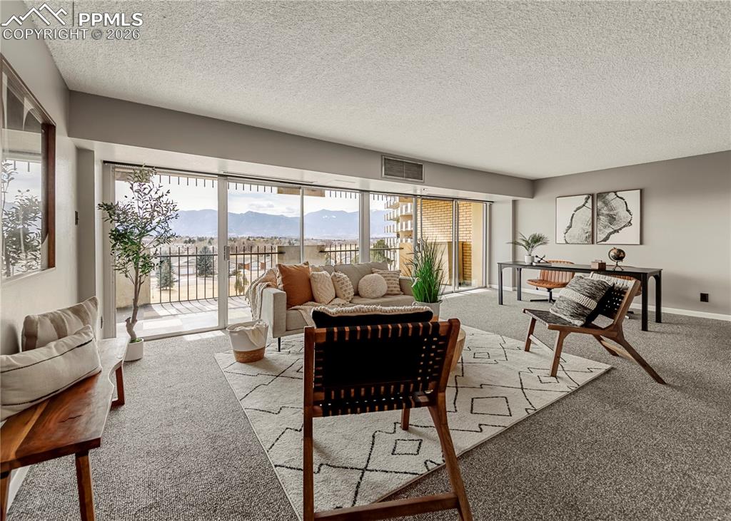 411 Lakewood Circle #B529 photo 2