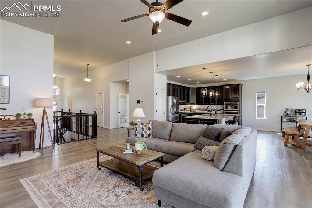 10704 Shavano Peak Court photo 3