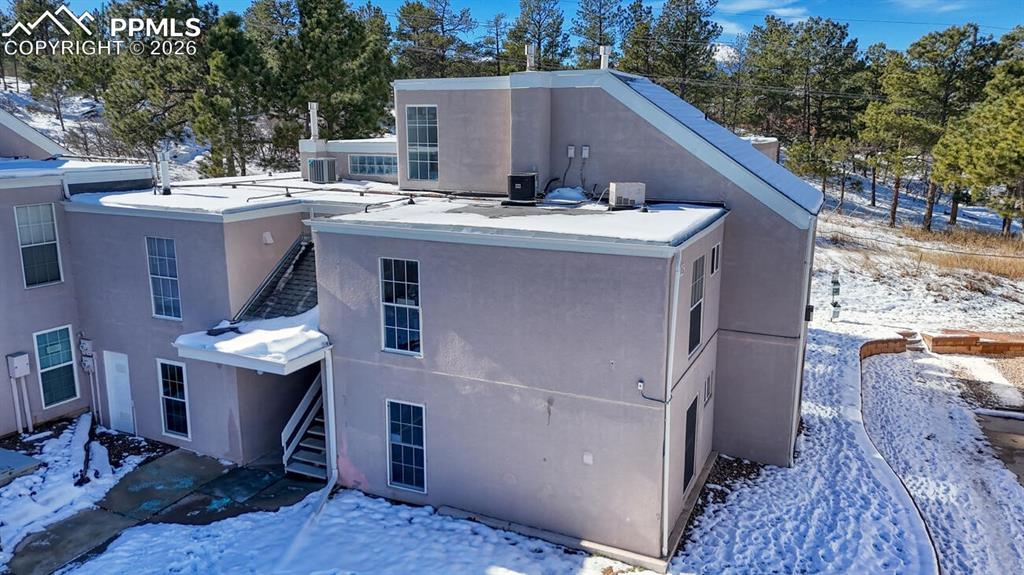 3425 Rebecca Lane #H photo 3