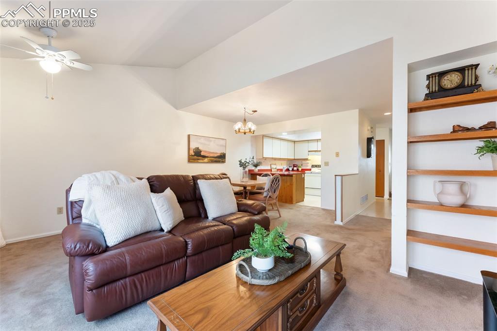 1229 Holland Park Boulevard photo 3