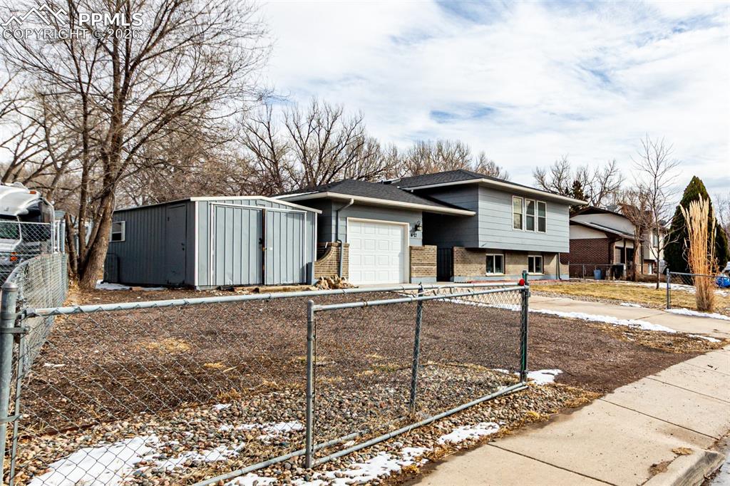 427 Quebec Street photo 2