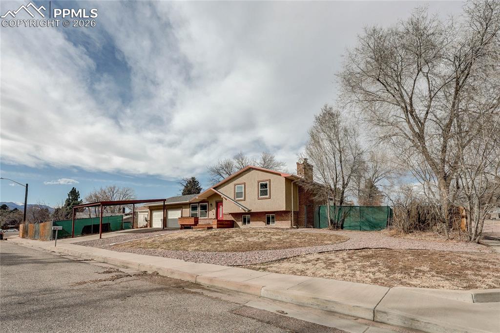 7010 Stowe Circle photo 3