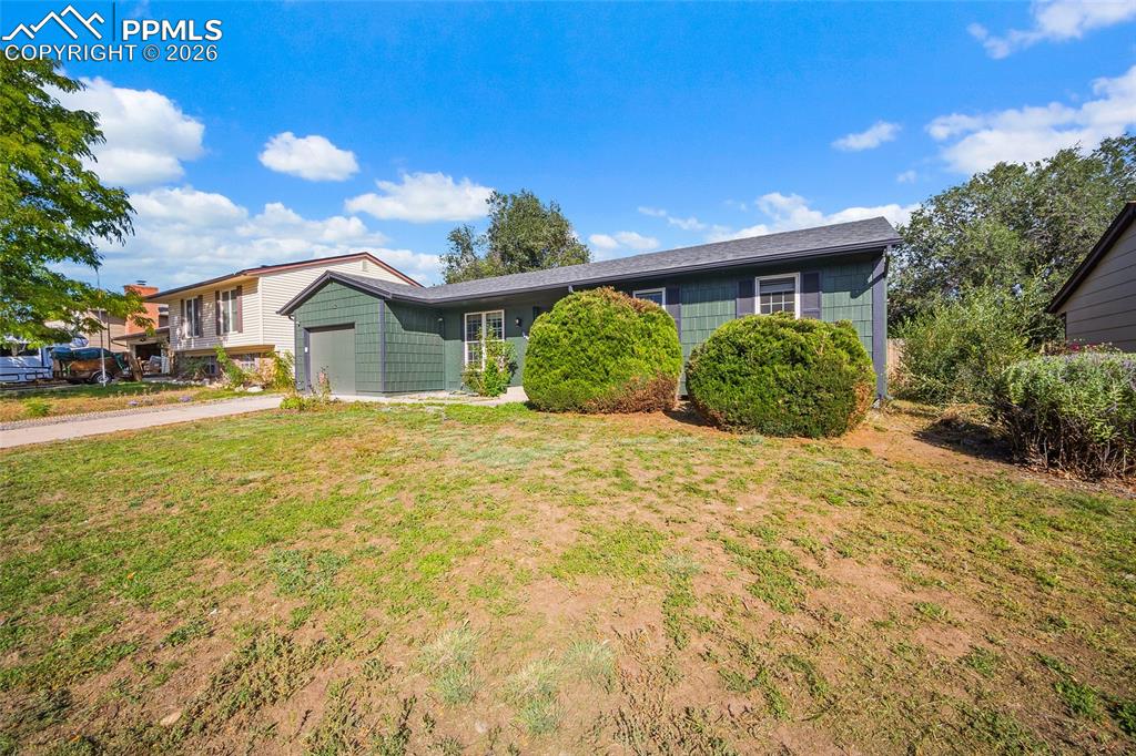 2655 E Prescott Circle photo 2