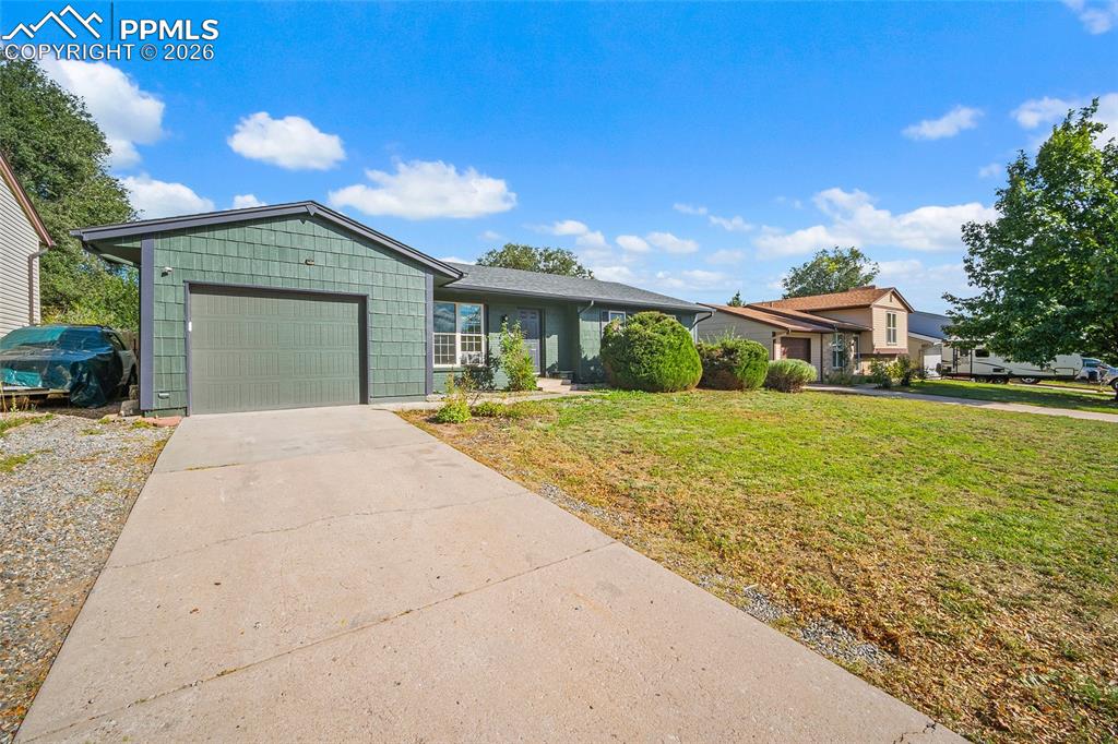 2655 E Prescott Circle photo 3