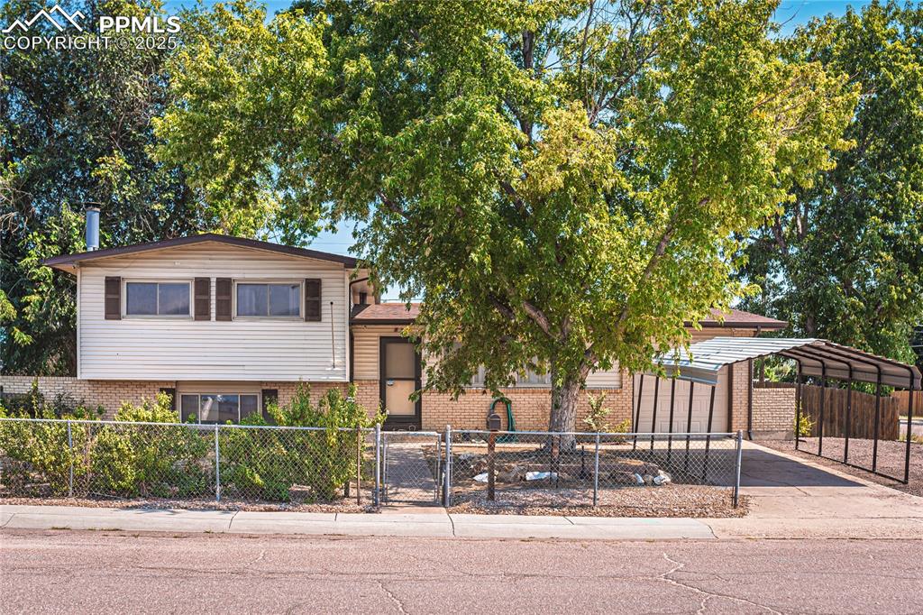 1 N Dartmouth Street