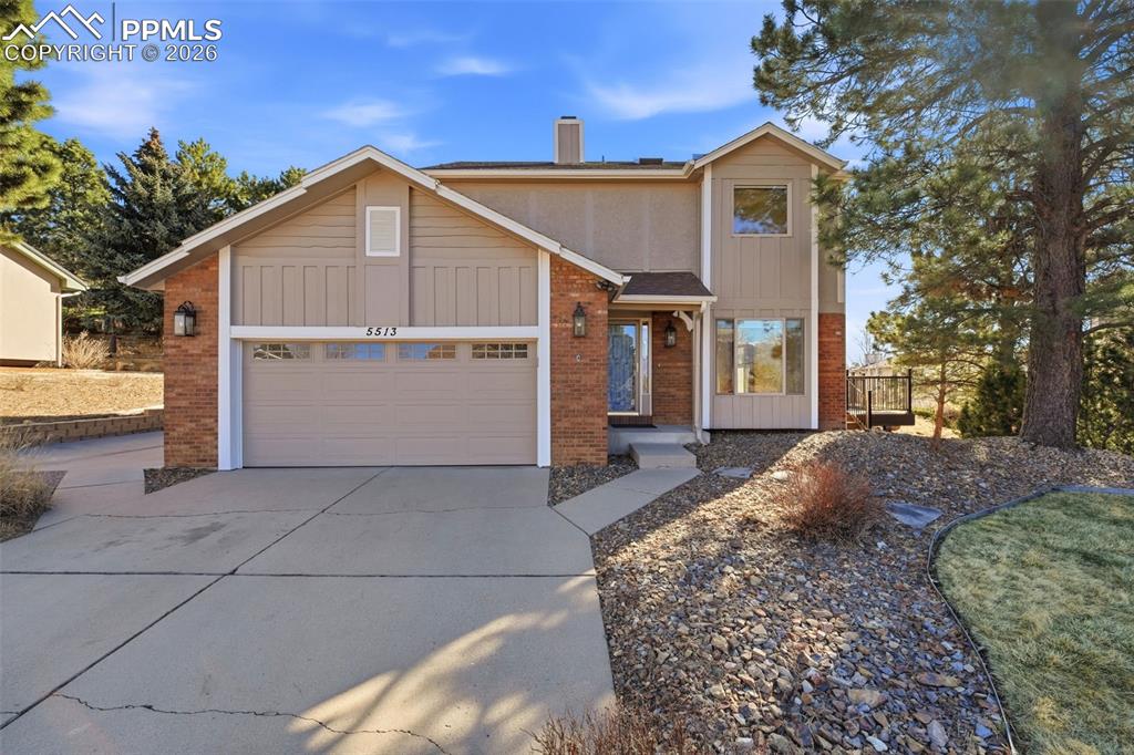 5513 Saddle Rock Trail