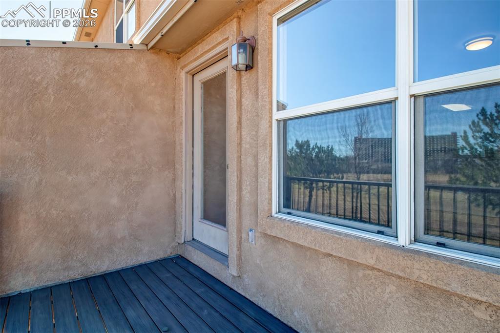 Walk out deck off living room