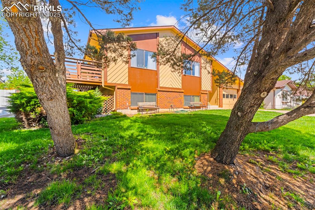 4380 Saddlewood Drive photo 3