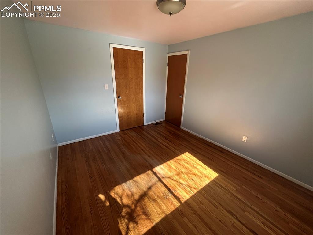 2nd bedroom