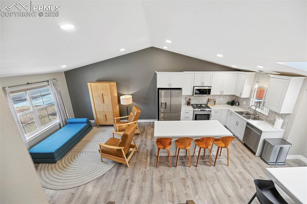 1249 Eastmeadow Drive photo 2