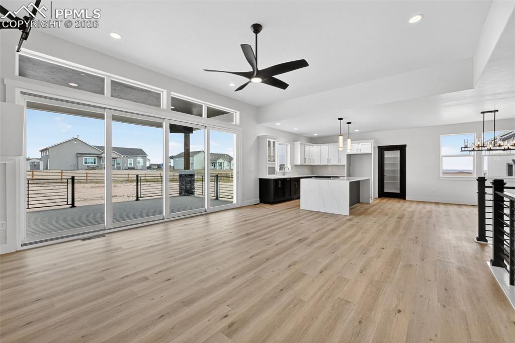 Open concert view to kitchen