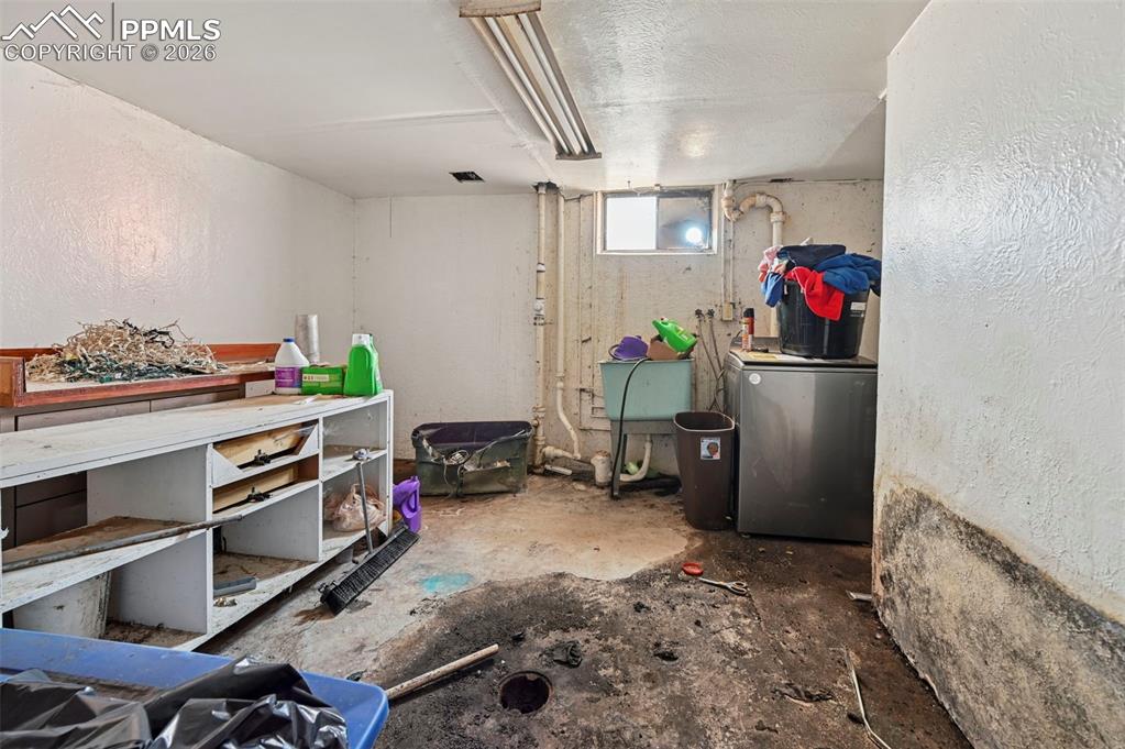 Laundry, Storage and Utility Room