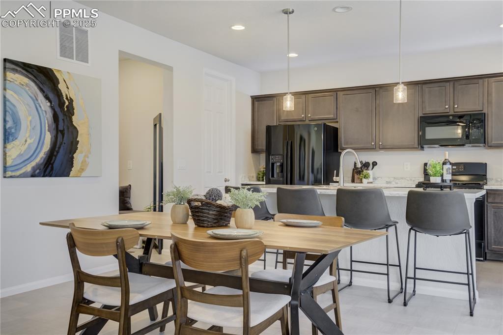 5473 Windy Pass Court photo 3