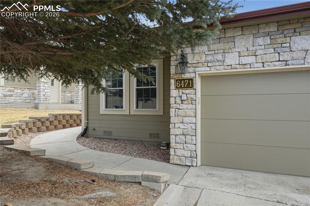 Front walkway to front door