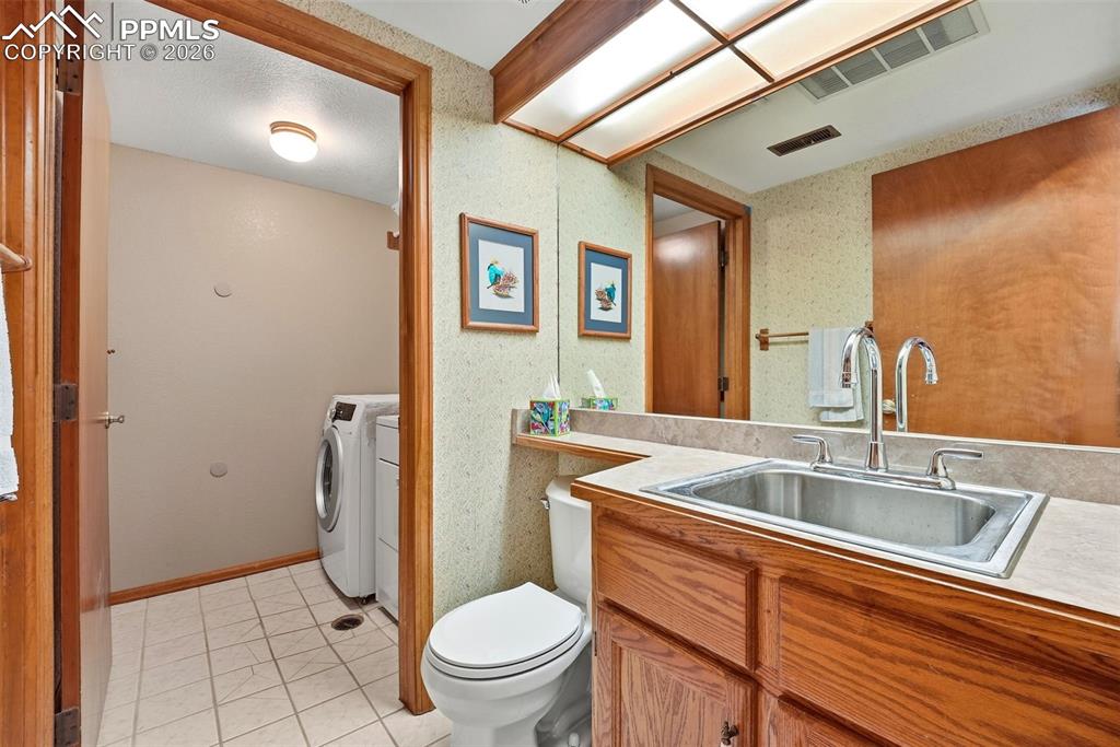 Bathroom/Laundry Combo