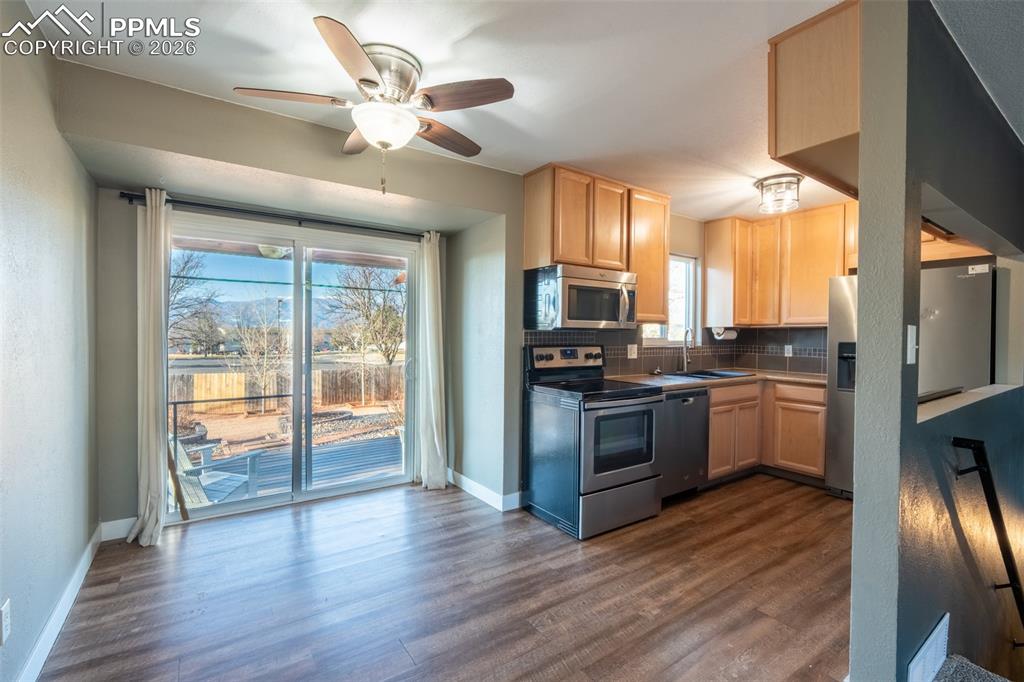 Dining area with walk out/kitchen - main