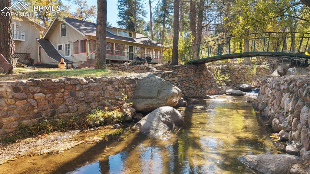 1515 W Cheyenne Road photo 2