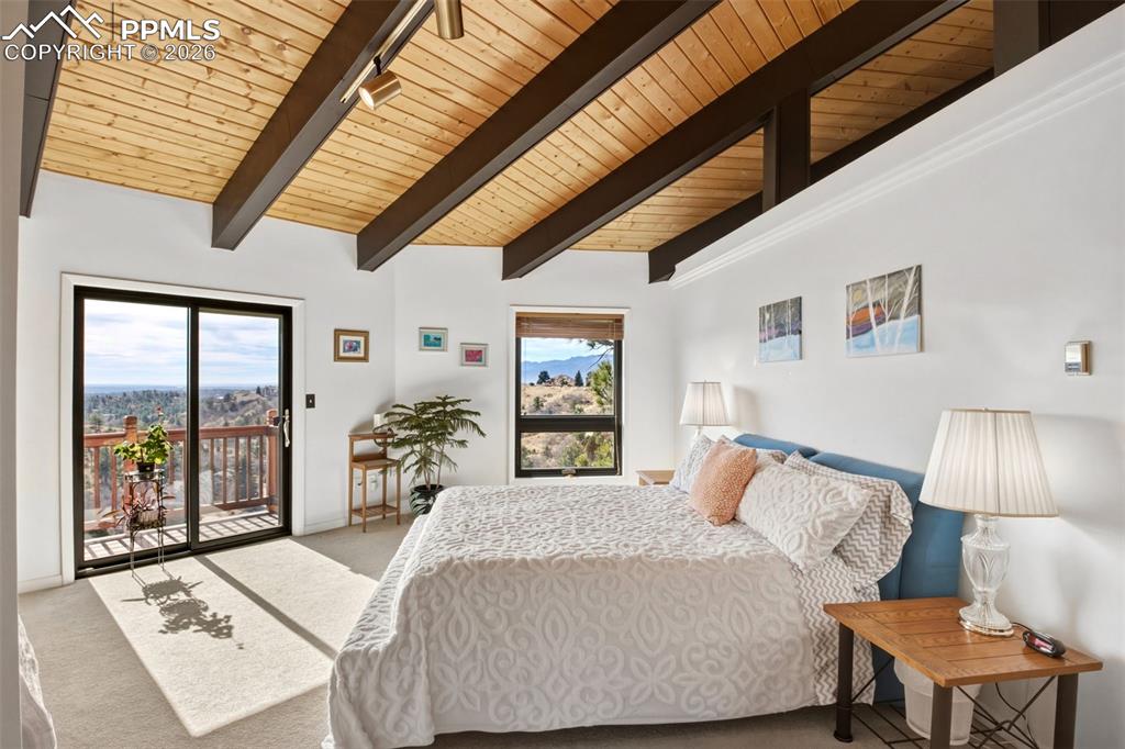 1595 Oak Hills Drive