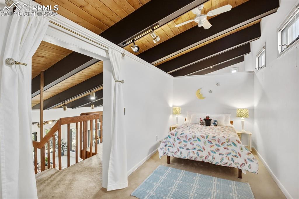 1595 Oak Hills Drive