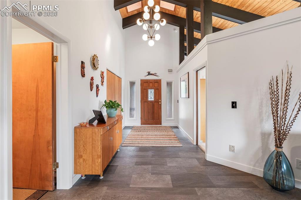 1595 Oak Hills Drive