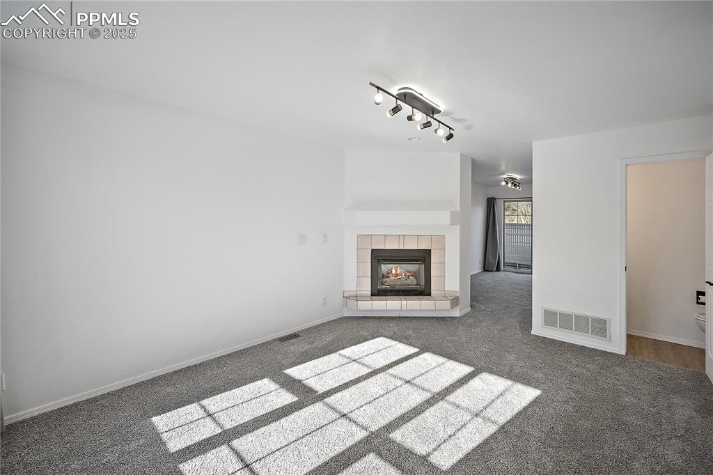 Gas fireplace with tile surround