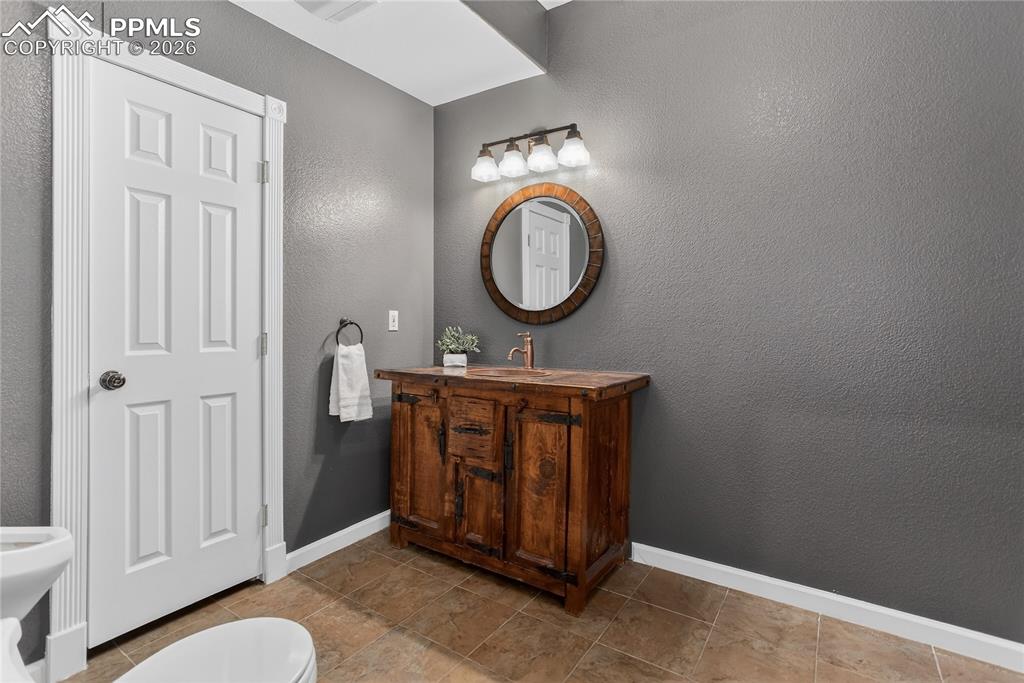 Powder room - lower level